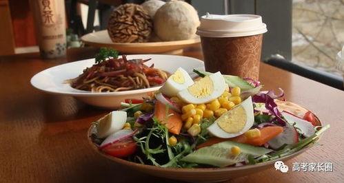 瓜趣娱乐这面吃的够美式,美式美食盛宴，尽享味蕾之旅