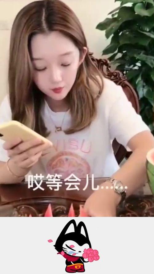 娱乐吃瓜小阿酱微博